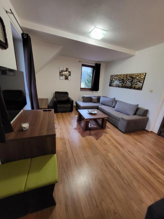 Kamzik Apartment Hill View With Garage โดโนวาลี ภายนอก รูปภาพ